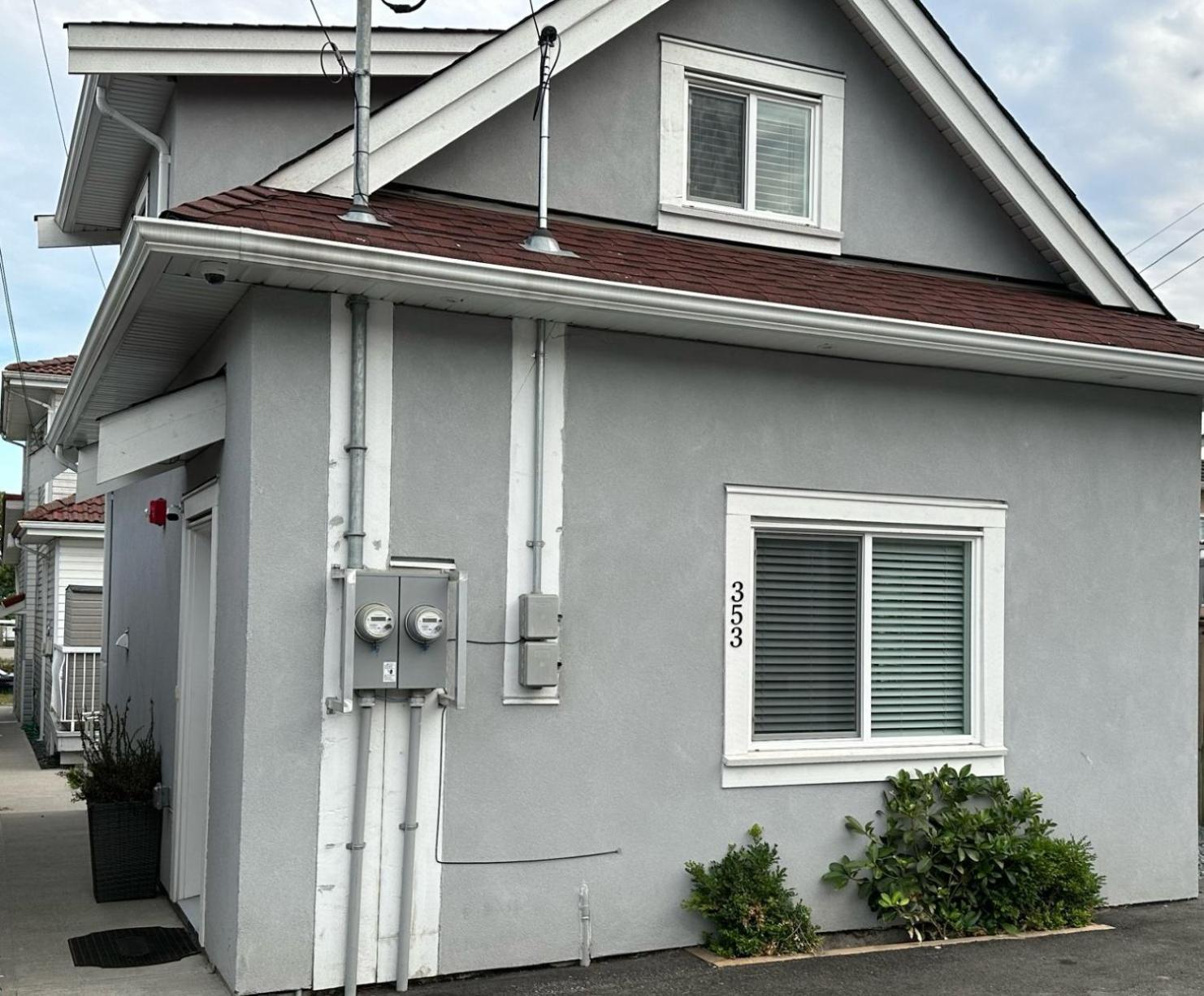 Bright And Cozy Modern Home In Vancouver - Central To Yvr-Downtown - Free Private Parking Extérieur photo