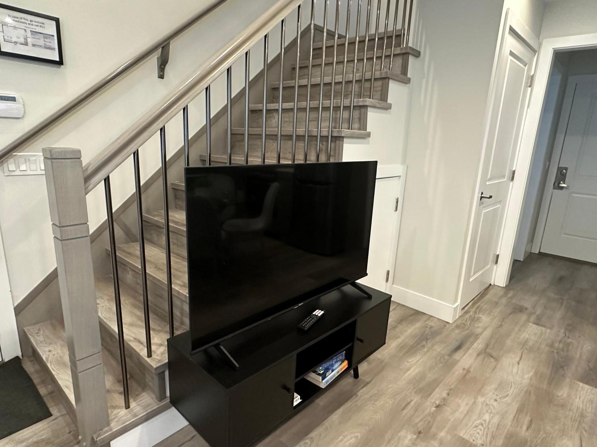 Bright And Cozy Modern Home In Vancouver - Central To Yvr-Downtown - Free Private Parking Extérieur photo