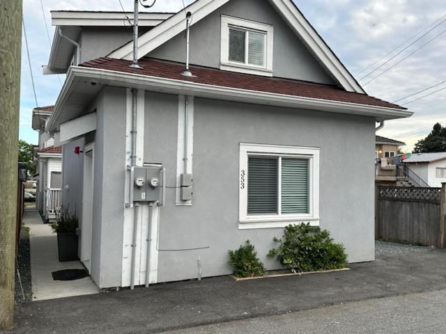 Bright And Cozy Modern Home In Vancouver - Central To Yvr-Downtown - Free Private Parking Extérieur photo